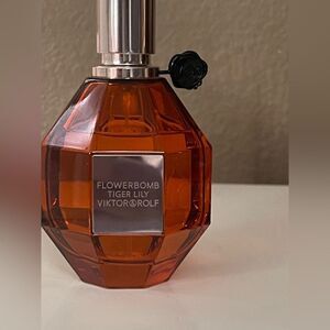 Viktor & Rolf Flowerbomb Tiger Lily 3.4oz